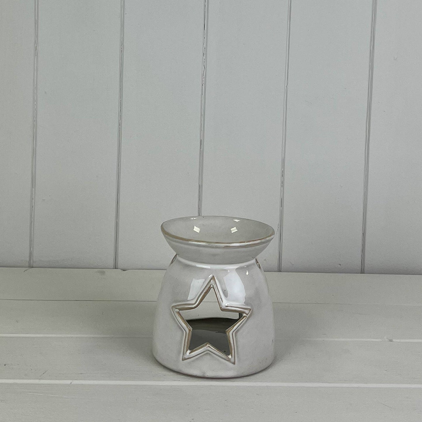 Glazed Ceramic Wax Oil Burner With Star Cut-Out Detail