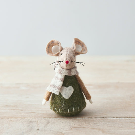 Sitting Mouse with Scarf