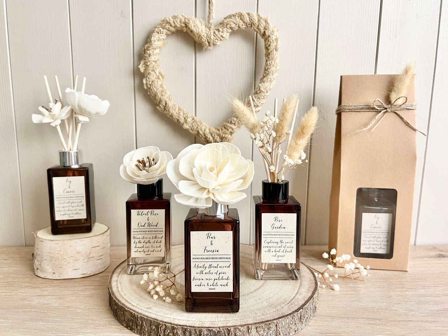 Luxury Reed Diffuser, 100ml, Can be Personalised, Choice of Scents, Flower Reed, Dried Flowers, Amber Bottle