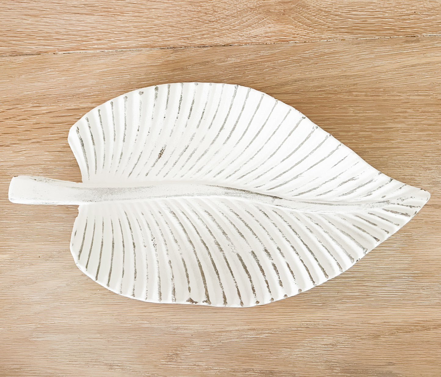 Antique White Leaf Tray